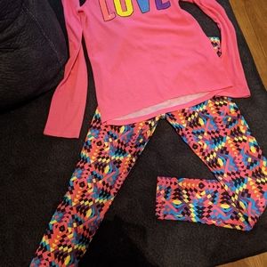 Girls "LOVE" outfit